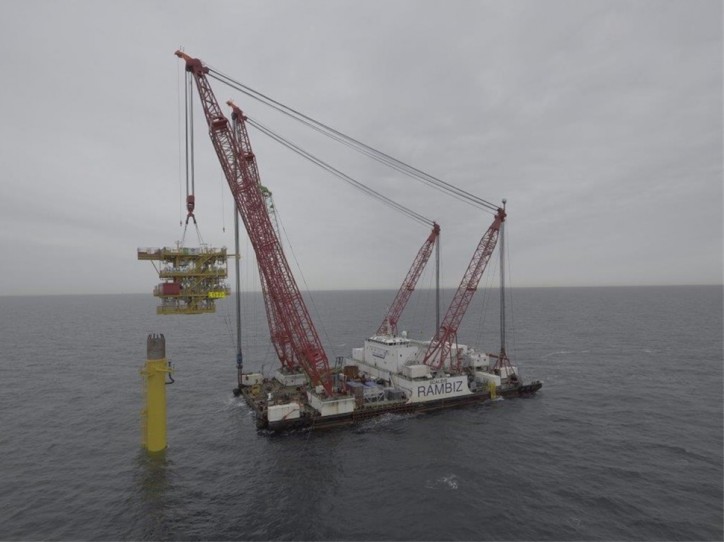 Unmanned North Sea monopile platform Offshore Installation - JB v Doesburg