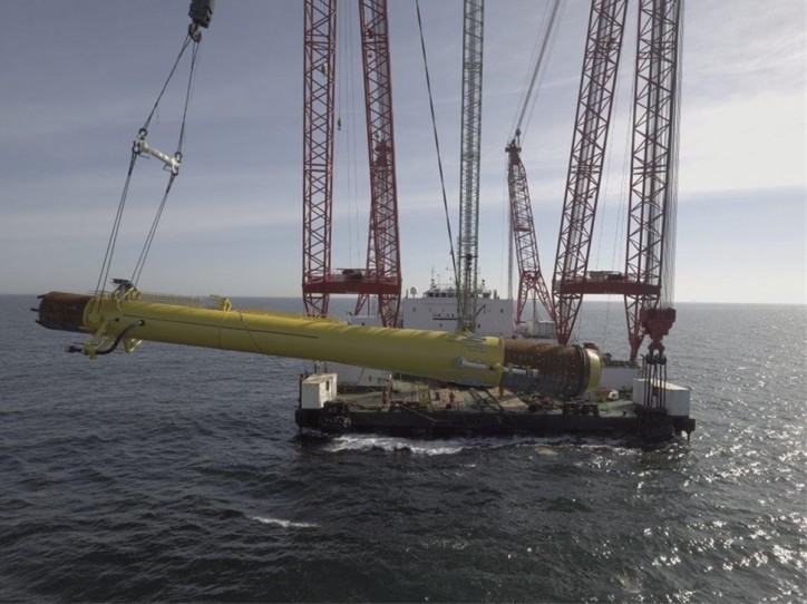 Unmanned North Sea monopile platform Offshore Installation - JB v Doesburg
